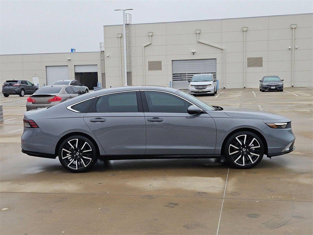 new 2025 Honda Accord Hybrid car, priced at $38,153