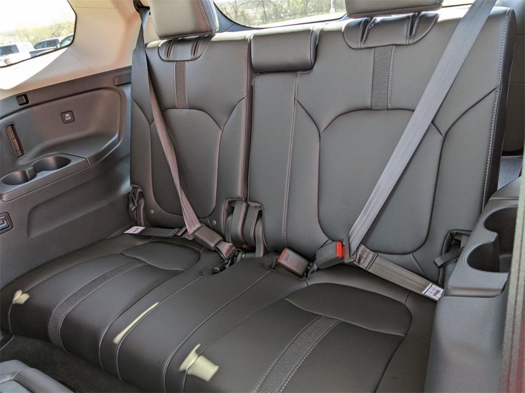 new 2025 Honda Pilot car, priced at $45,405