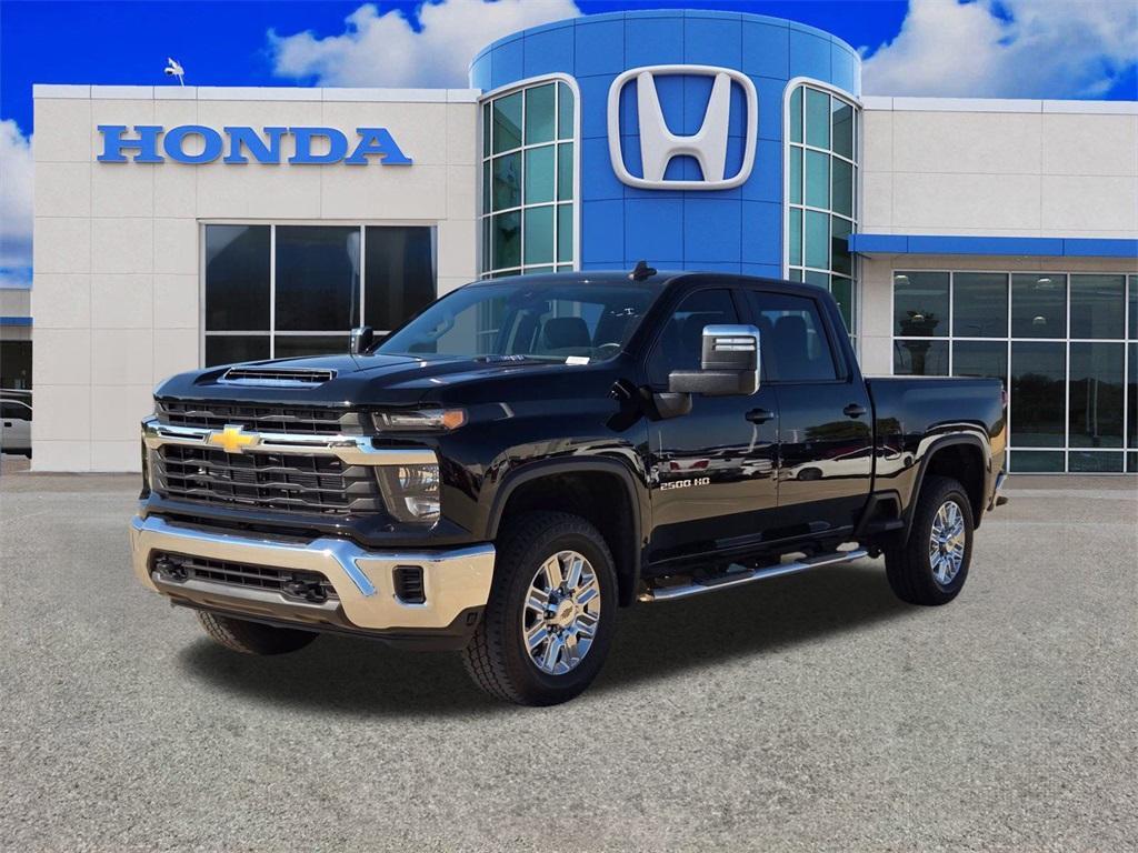 used 2024 Chevrolet Silverado 2500 car, priced at $58,991