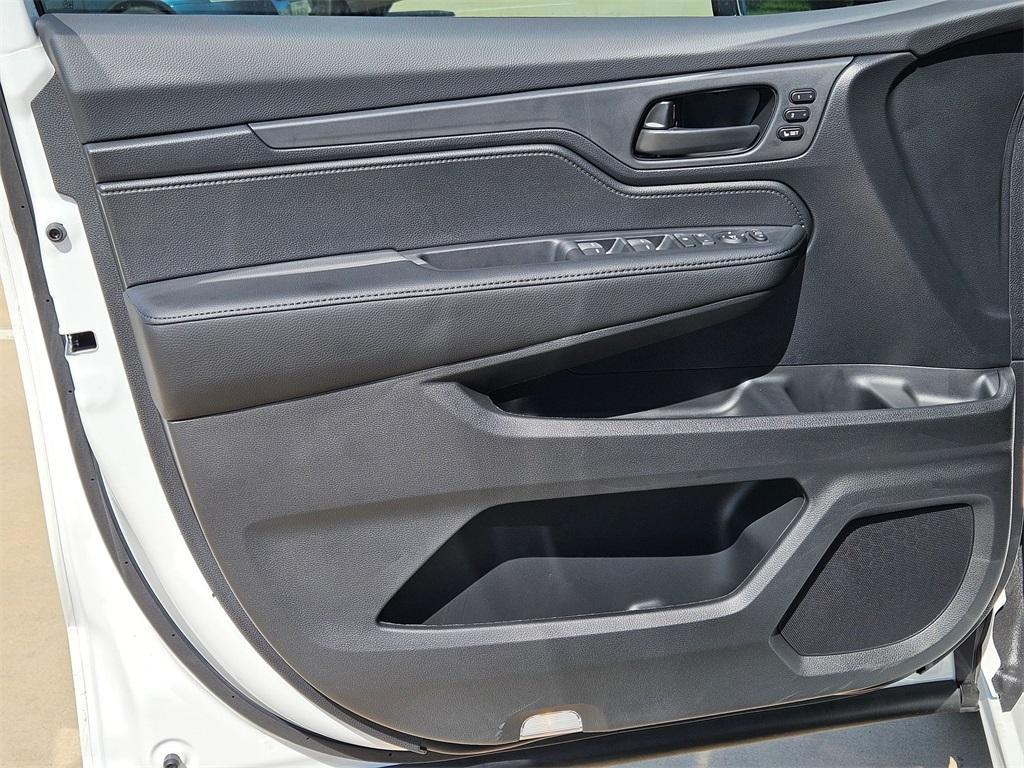 new 2025 Honda Odyssey car, priced at $42,659