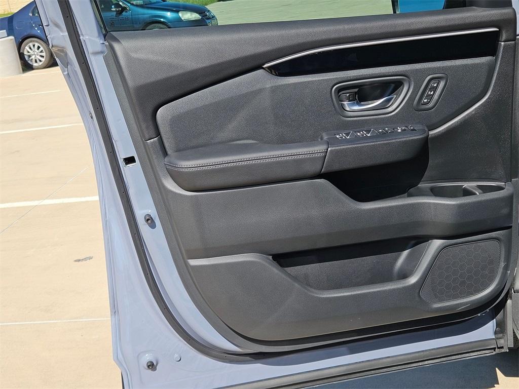used 2026 Honda Passport car, priced at $43,595