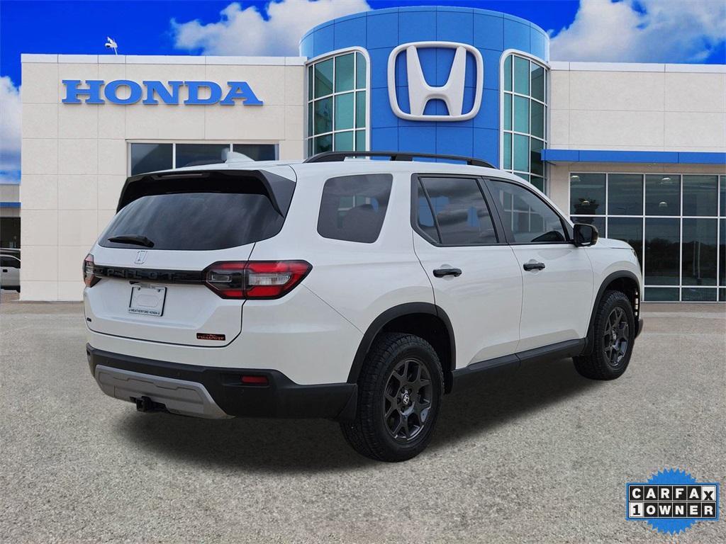 used 2025 Honda Pilot car, priced at $47,500