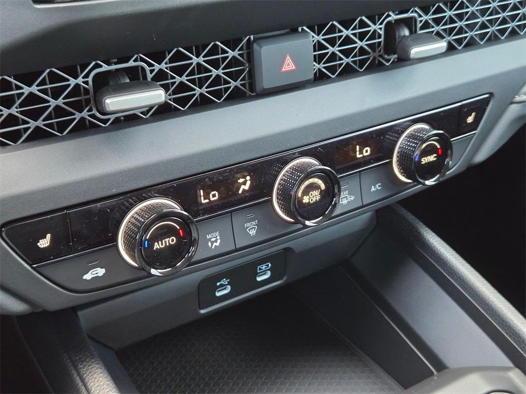 new 2025 Honda Accord car, priced at $30,806