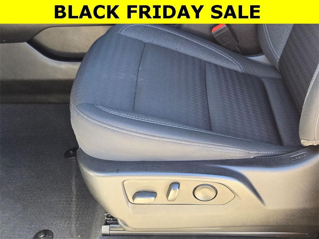 used 2023 Chevrolet Suburban car, priced at $39,982