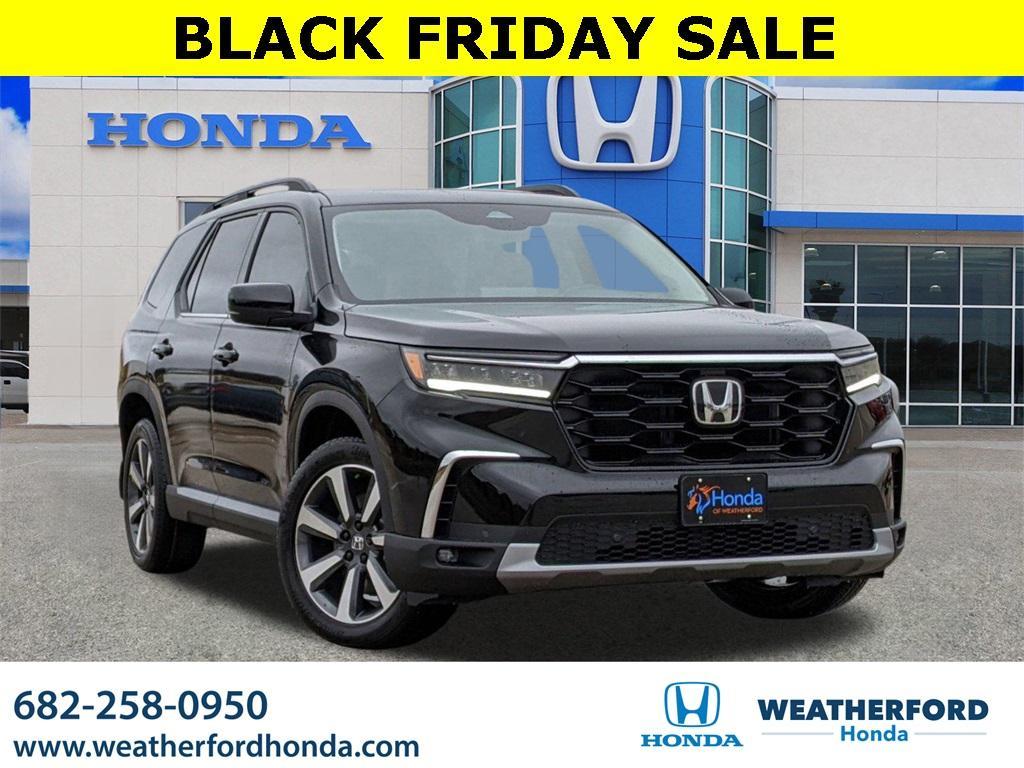 new 2025 Honda Pilot car, priced at $45,877