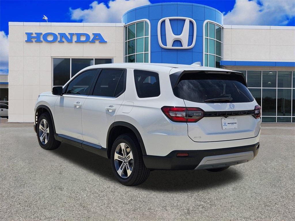 new 2025 Honda Pilot car, priced at $44,751