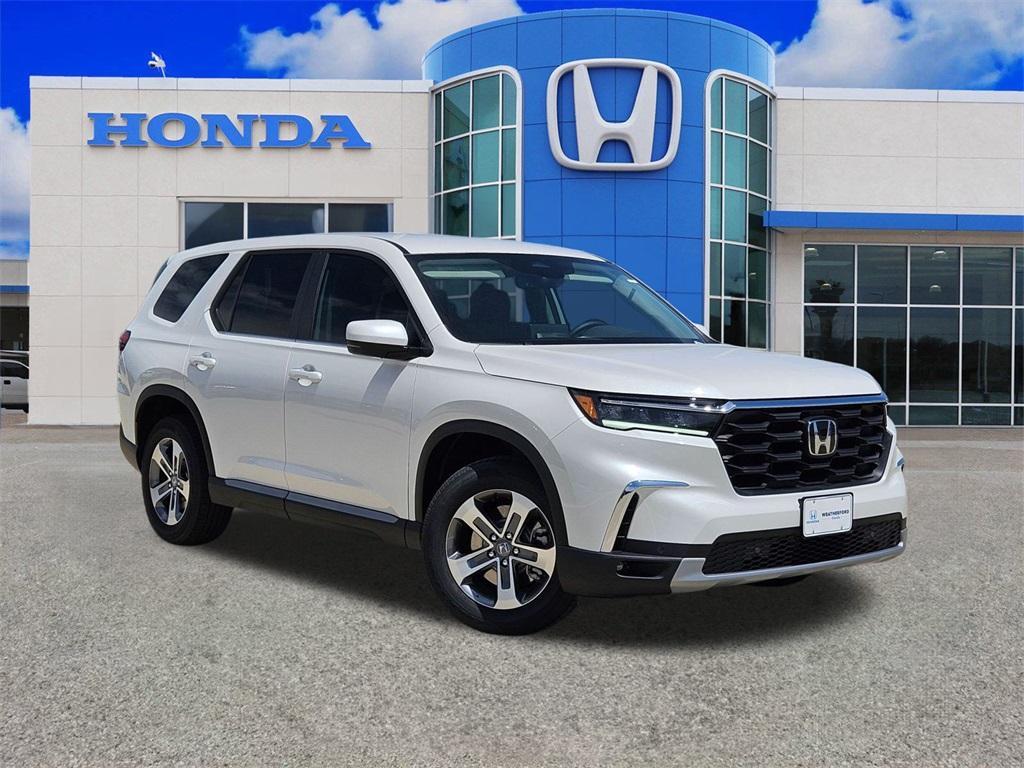 new 2025 Honda Pilot car, priced at $44,751