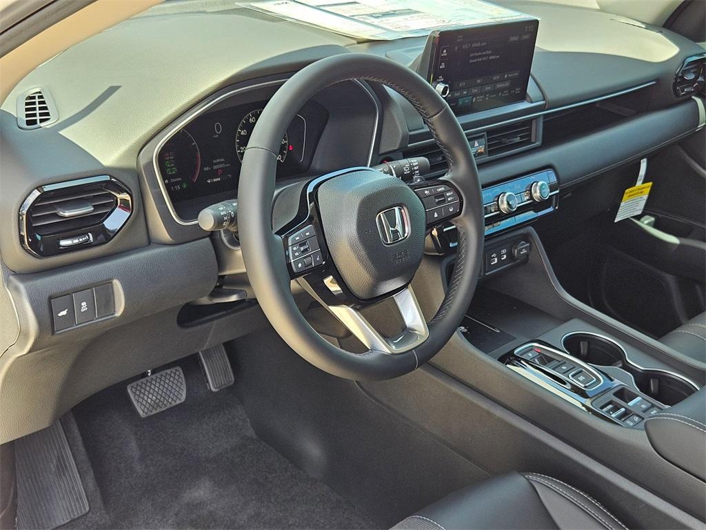 new 2025 Honda Pilot car, priced at $44,751