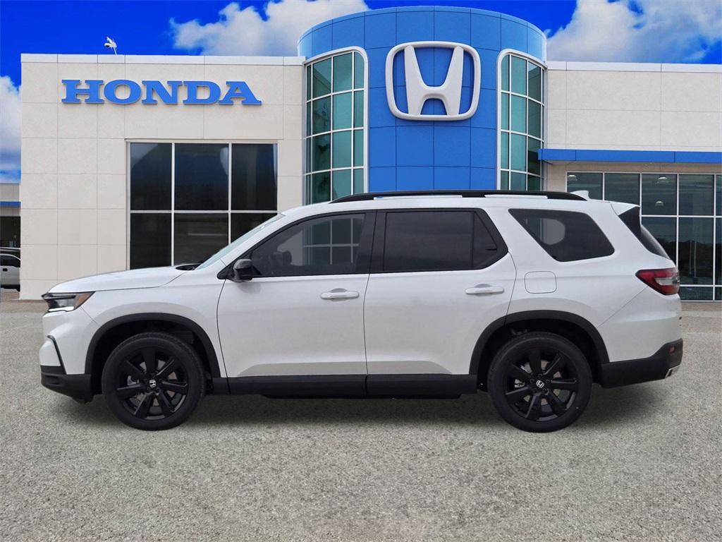 new 2025 Honda Pilot car, priced at $52,082