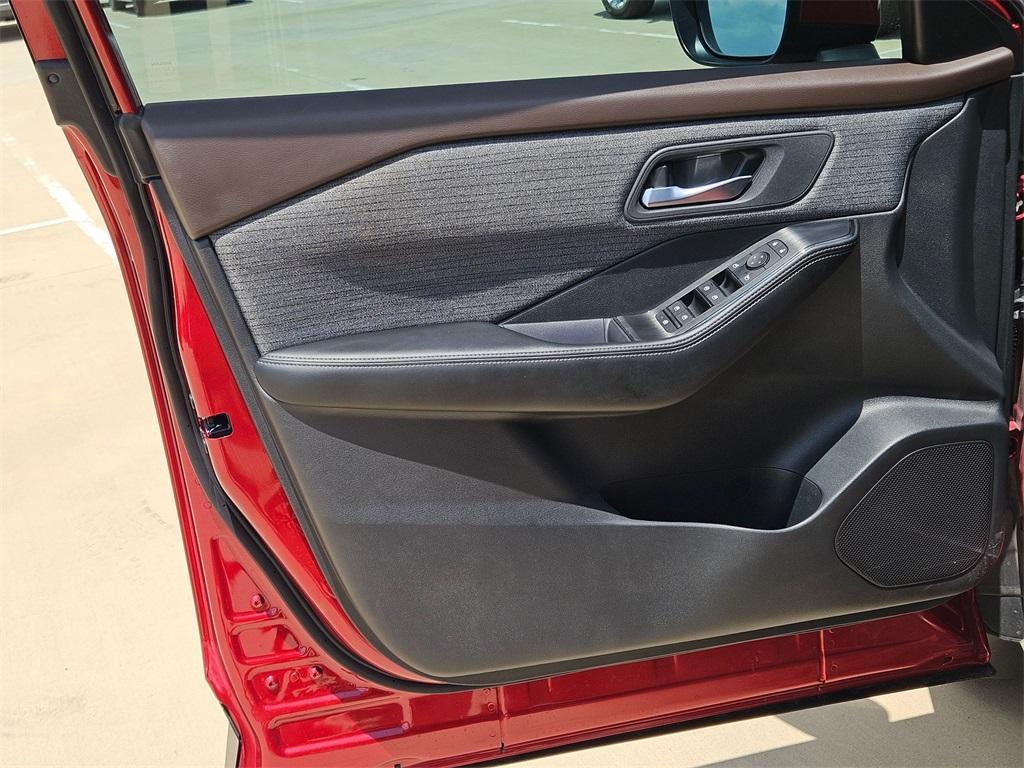 used 2023 Nissan Rogue car, priced at $23,936