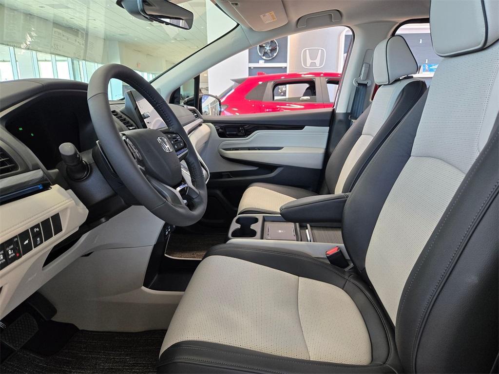 new 2026 Honda Odyssey car, priced at $53,645