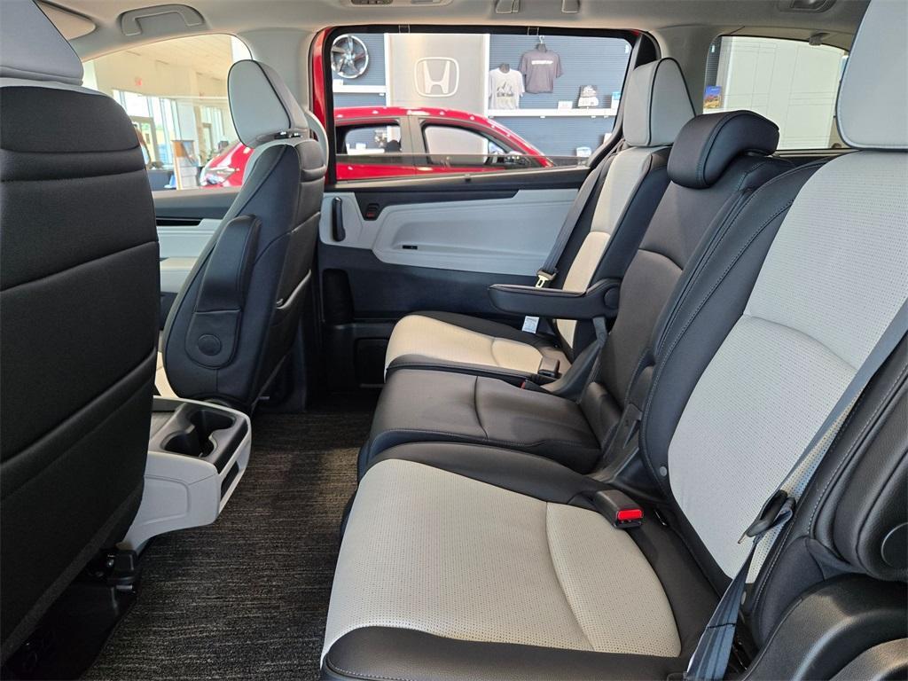new 2026 Honda Odyssey car, priced at $53,645