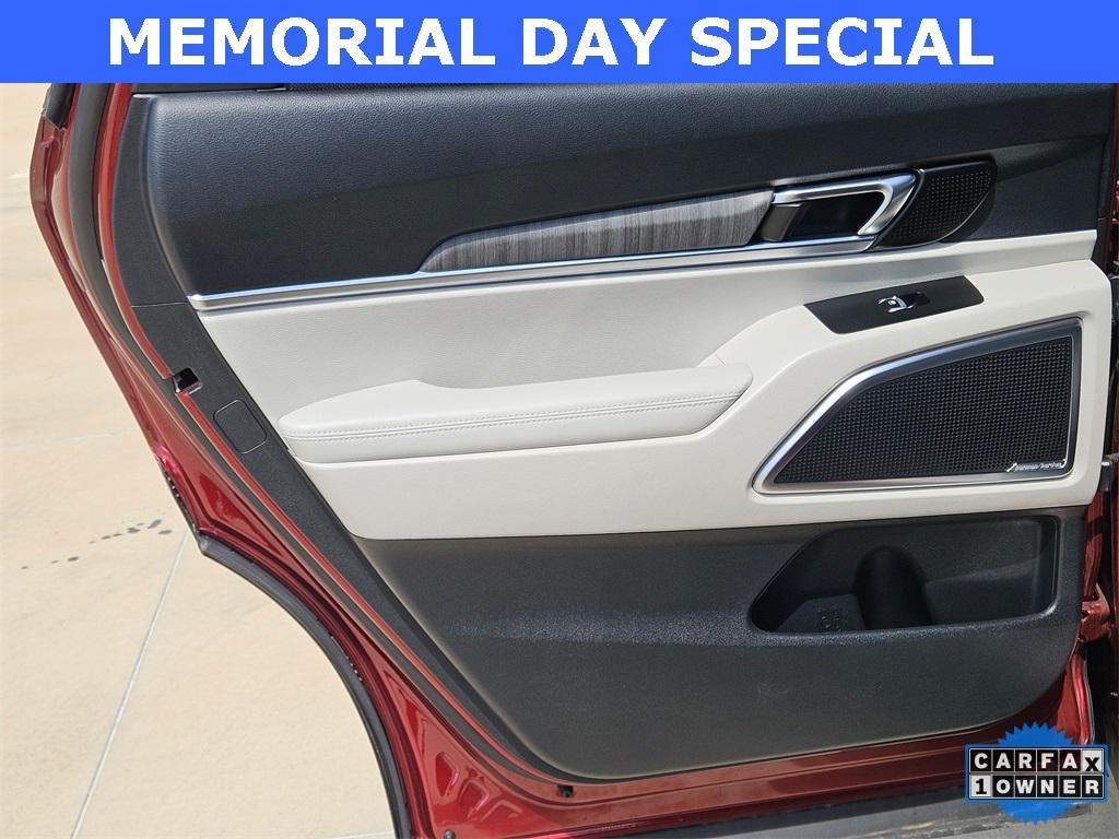 used 2023 Kia Telluride car, priced at $36,000