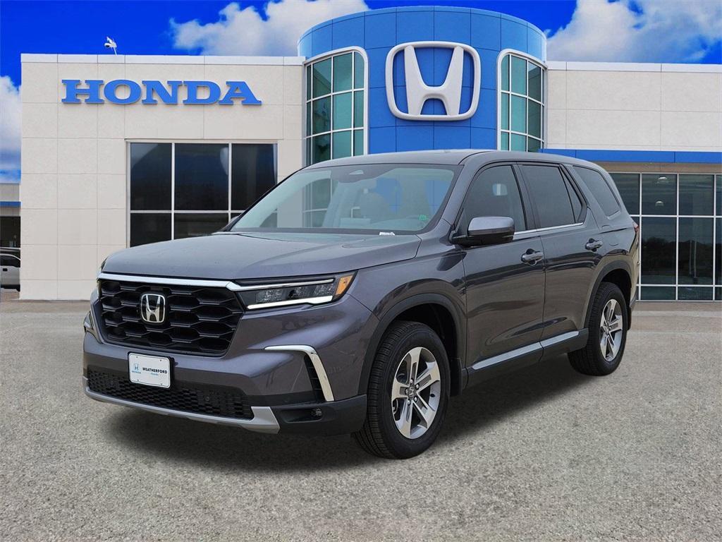 new 2025 Honda Pilot car, priced at $42,870