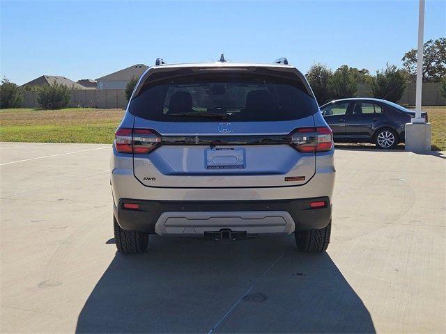 new 2025 Honda Pilot car, priced at $47,833