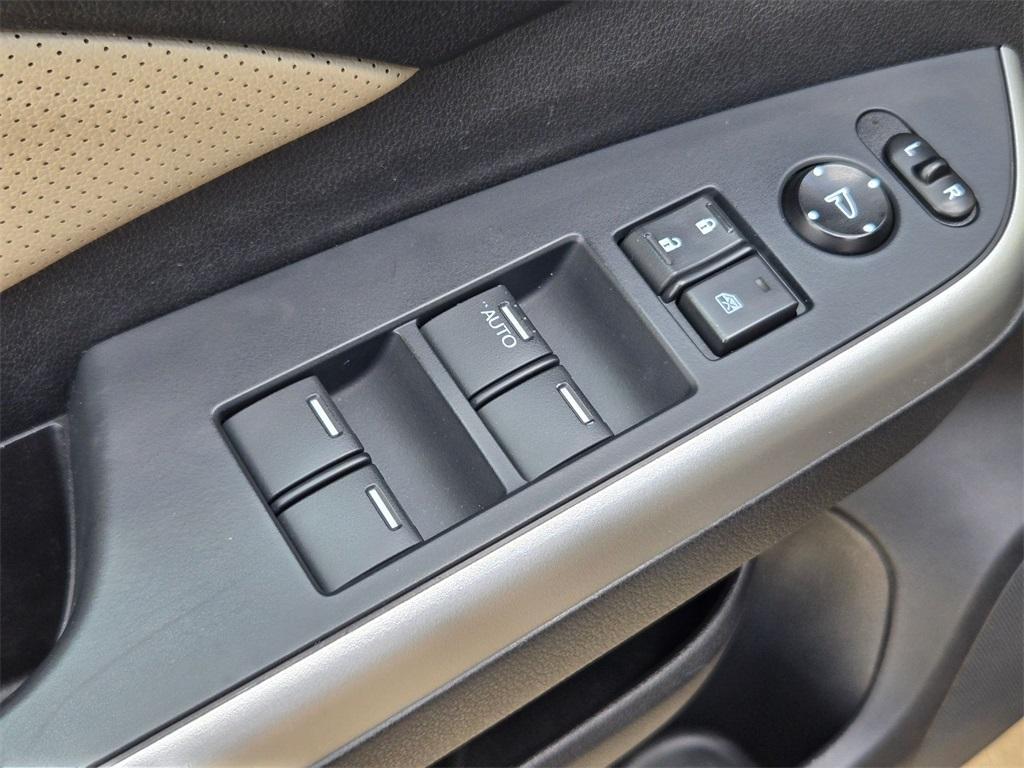 used 2015 Honda CR-V car, priced at $14,650