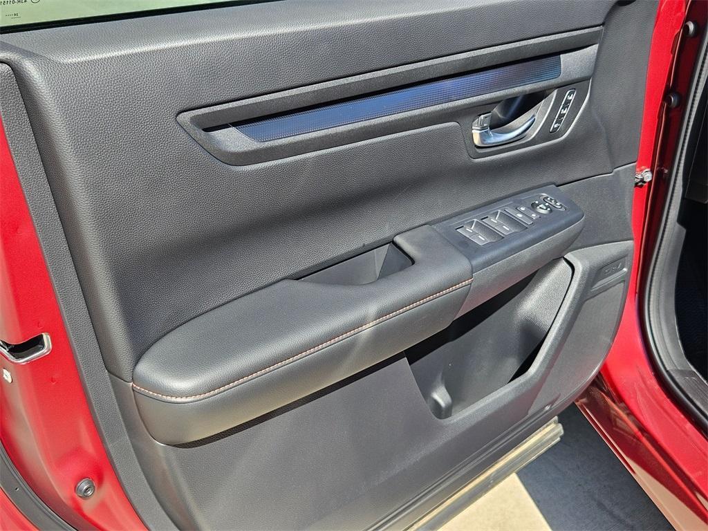 new 2025 Honda CR-V Hybrid car, priced at $37,475