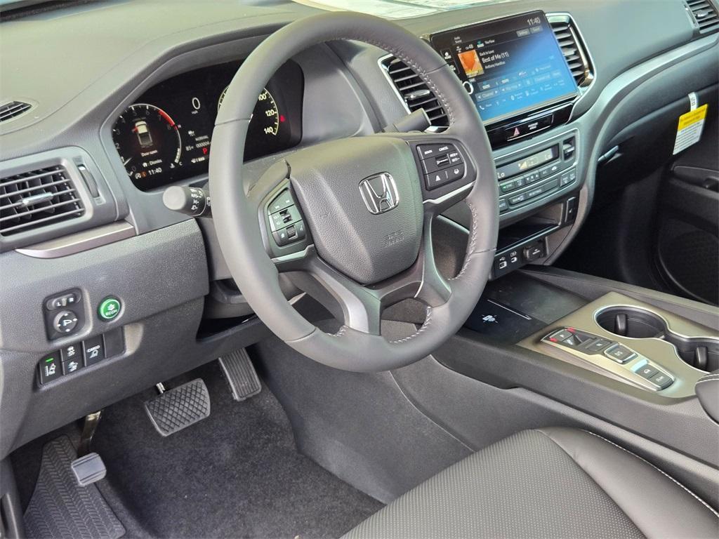 new 2025 Honda Ridgeline car, priced at $39,793