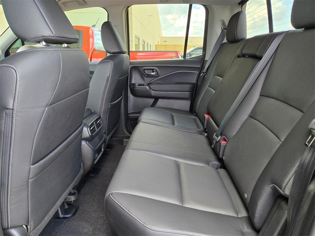 new 2025 Honda Ridgeline car, priced at $39,793