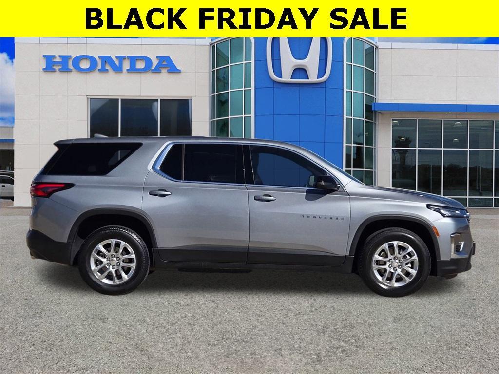 used 2023 Chevrolet Traverse car, priced at $25,470