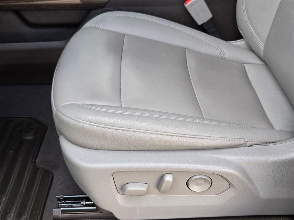 used 2024 Chevrolet Silverado 1500 car, priced at $44,053