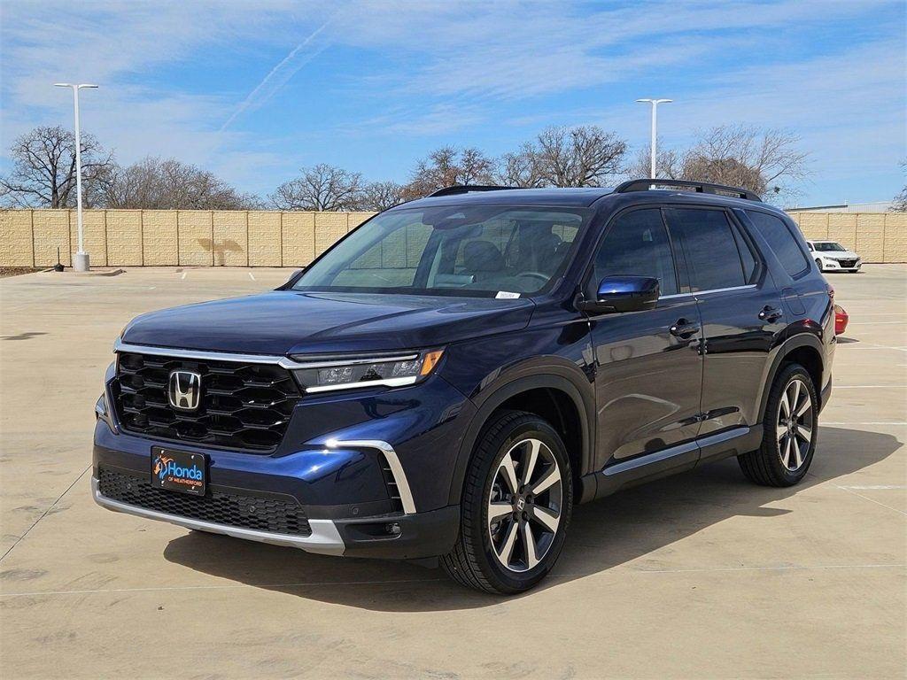 new 2025 Honda Pilot car, priced at $45,393