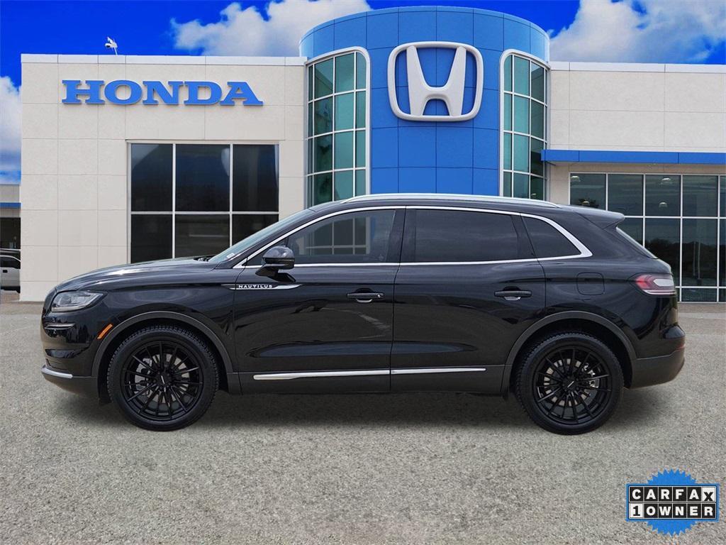 used 2022 Lincoln Nautilus car, priced at $35,900