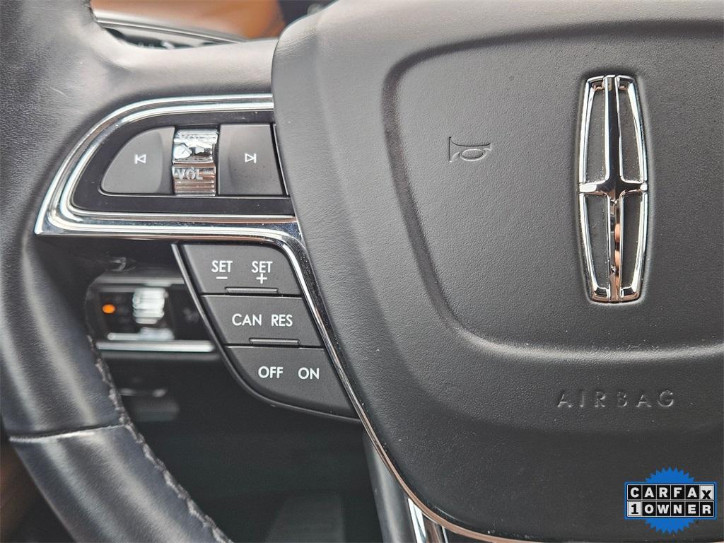 used 2022 Lincoln Nautilus car, priced at $35,900