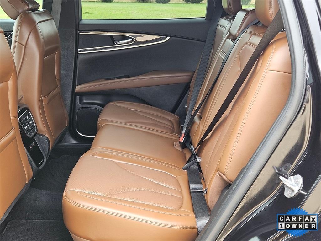 used 2022 Lincoln Nautilus car, priced at $35,900
