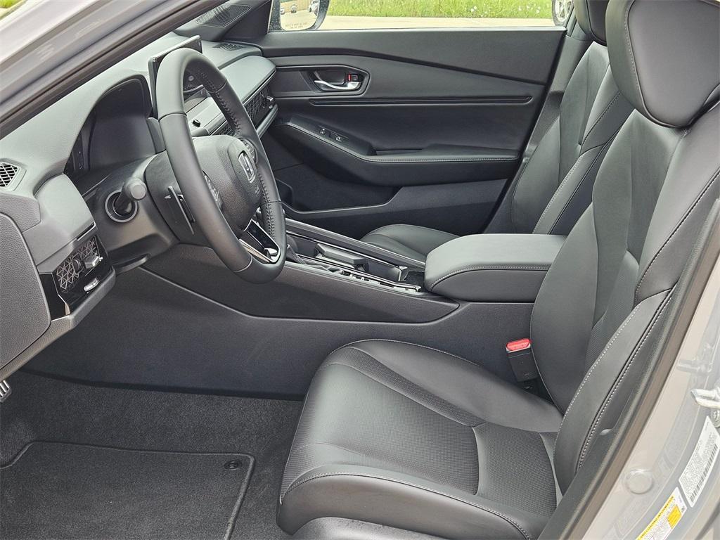 new 2025 Honda Accord Hybrid car, priced at $35,218