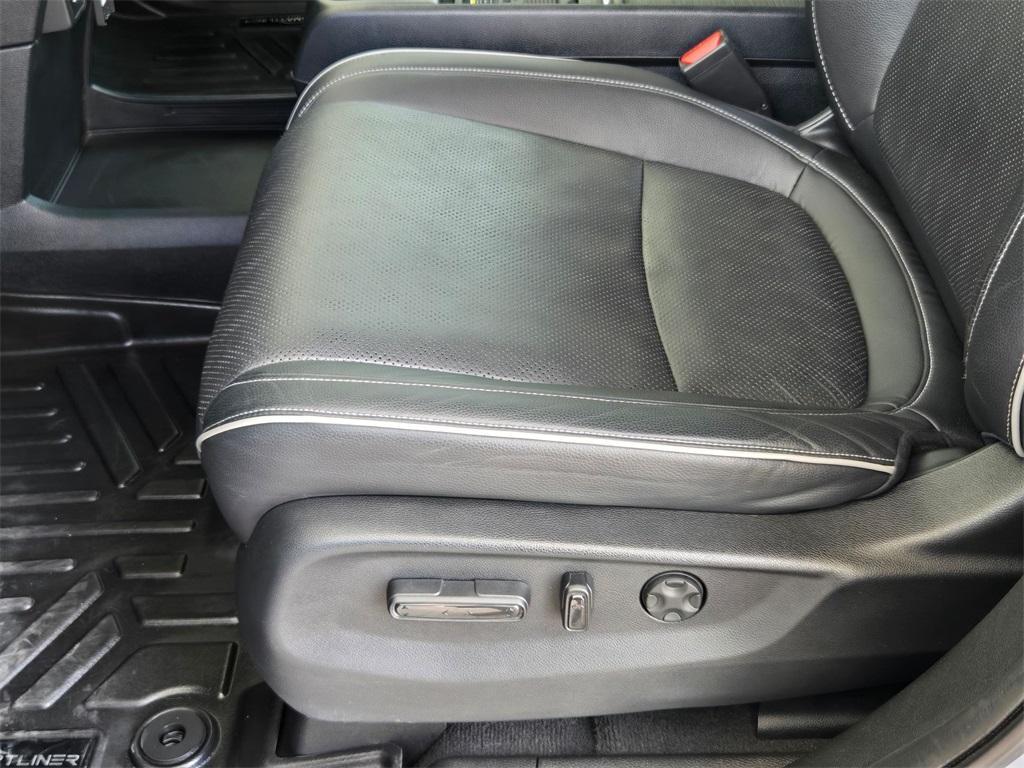 used 2024 Honda Odyssey car, priced at $44,167