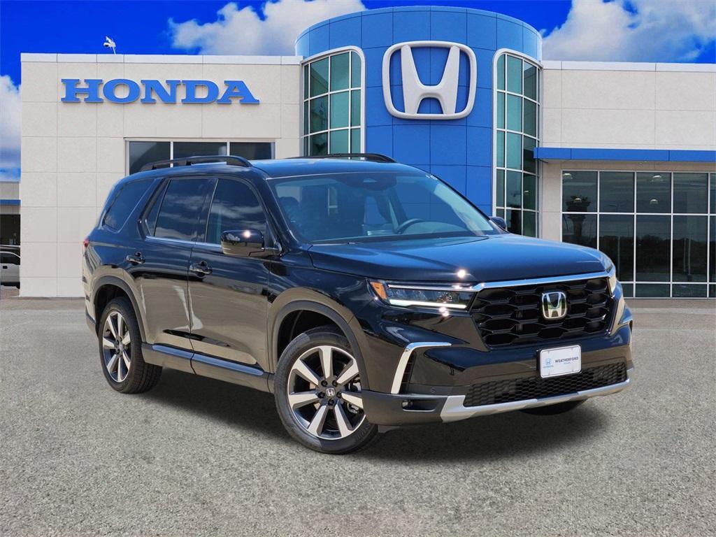 new 2025 Honda Pilot car, priced at $48,003
