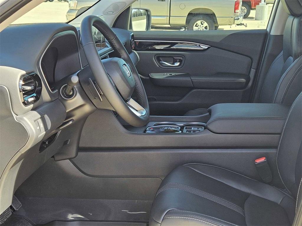 new 2025 Honda Pilot car, priced at $48,003