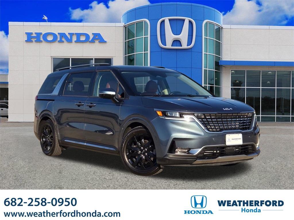 used 2024 Kia Carnival car, priced at $38,680