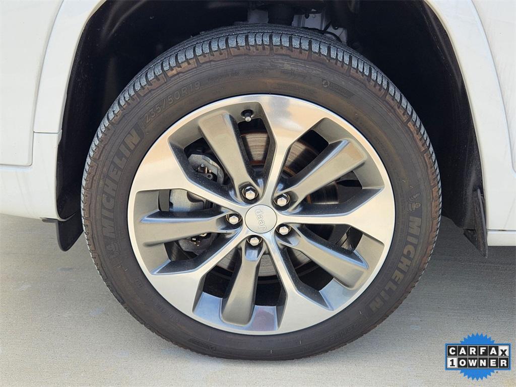used 2019 Jeep Cherokee car, priced at $22,250
