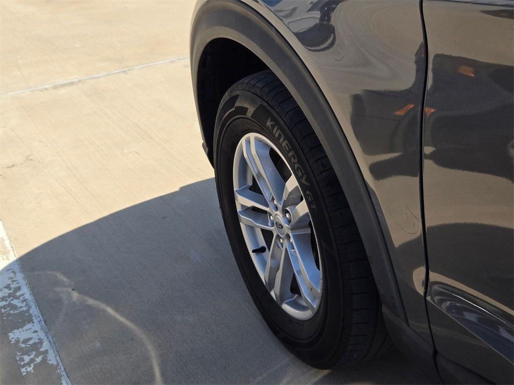 used 2022 Ford Explorer car, priced at $31,901