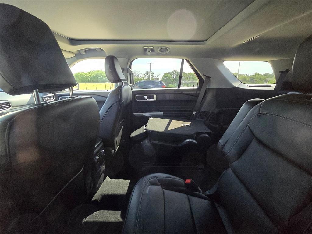 used 2022 Ford Explorer car, priced at $31,901