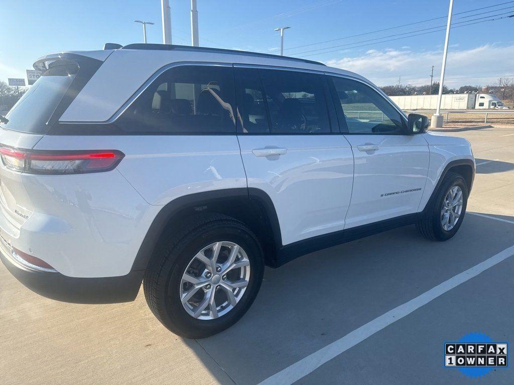 used 2024 Jeep Grand Cherokee car, priced at $35,900