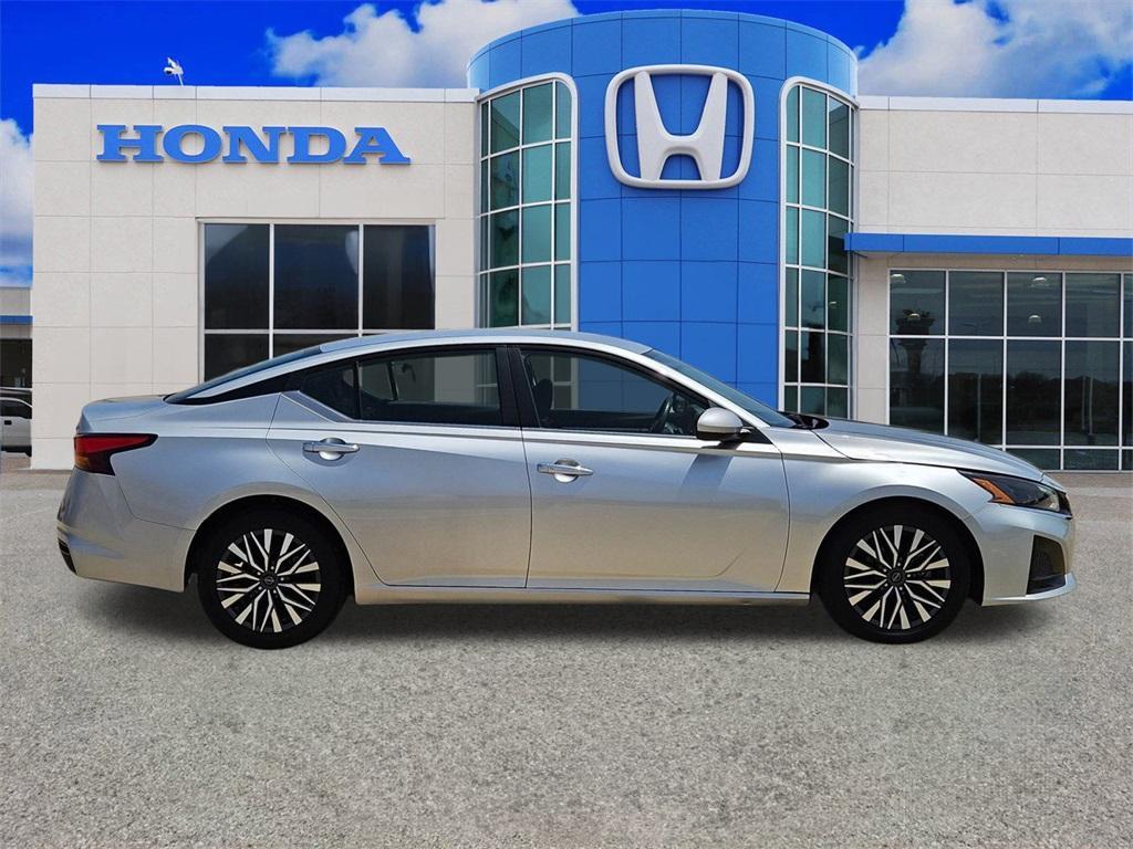 used 2023 Nissan Altima car, priced at $18,990