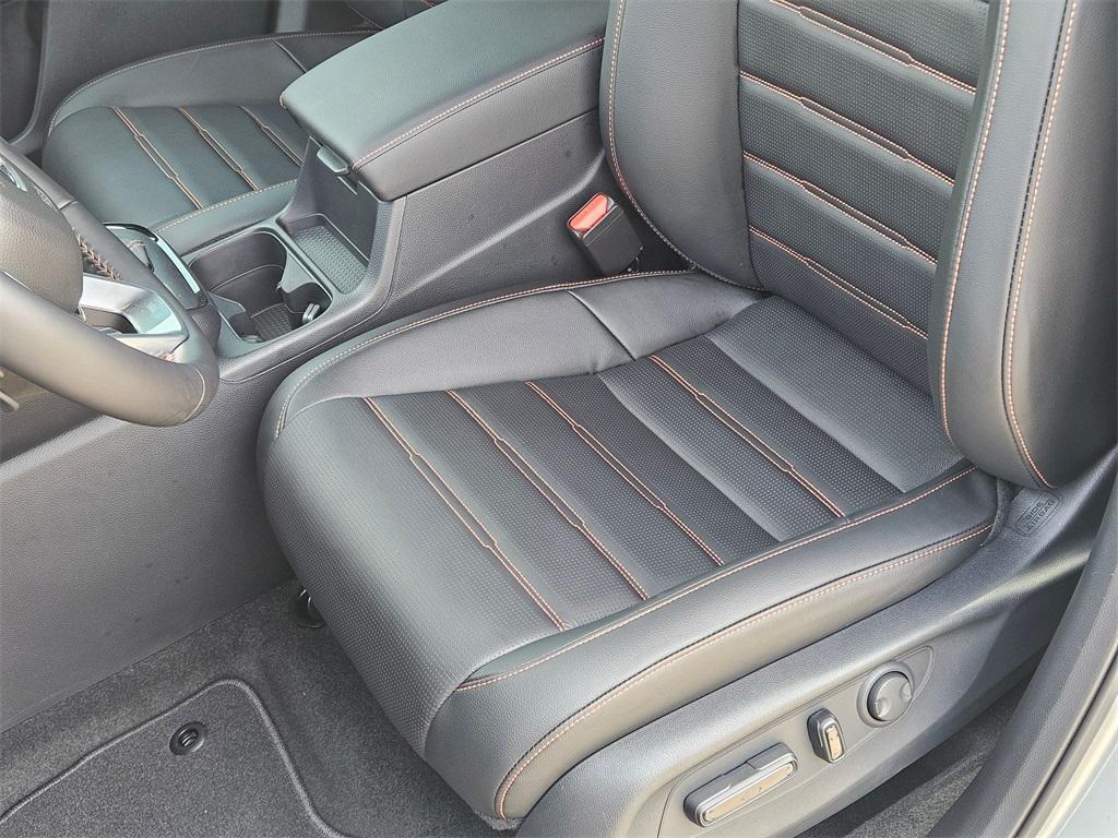 new 2025 Honda CR-V Hybrid car, priced at $37,044