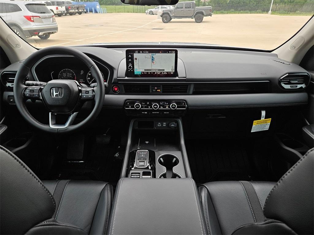 new 2025 Honda Pilot car, priced at $46,731