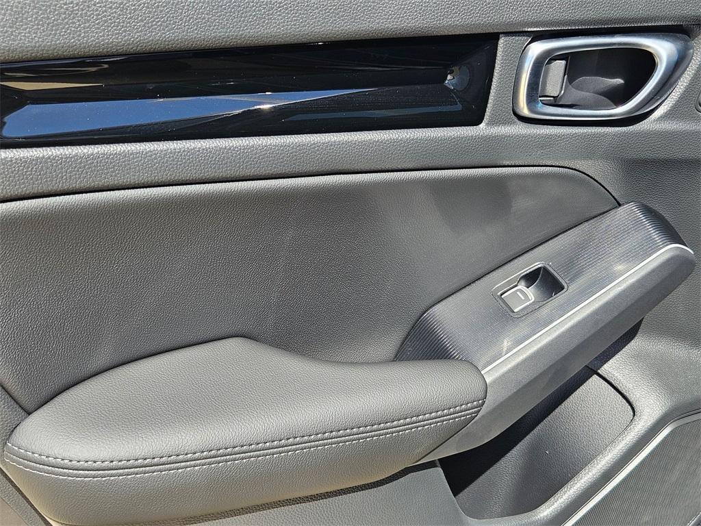 new 2026 Honda Civic Hybrid car, priced at $33,445