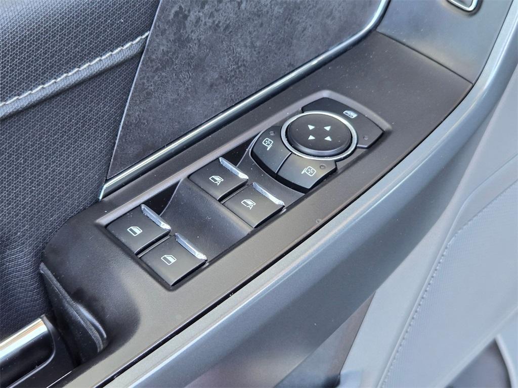 used 2024 Ford F-150 car, priced at $40,451