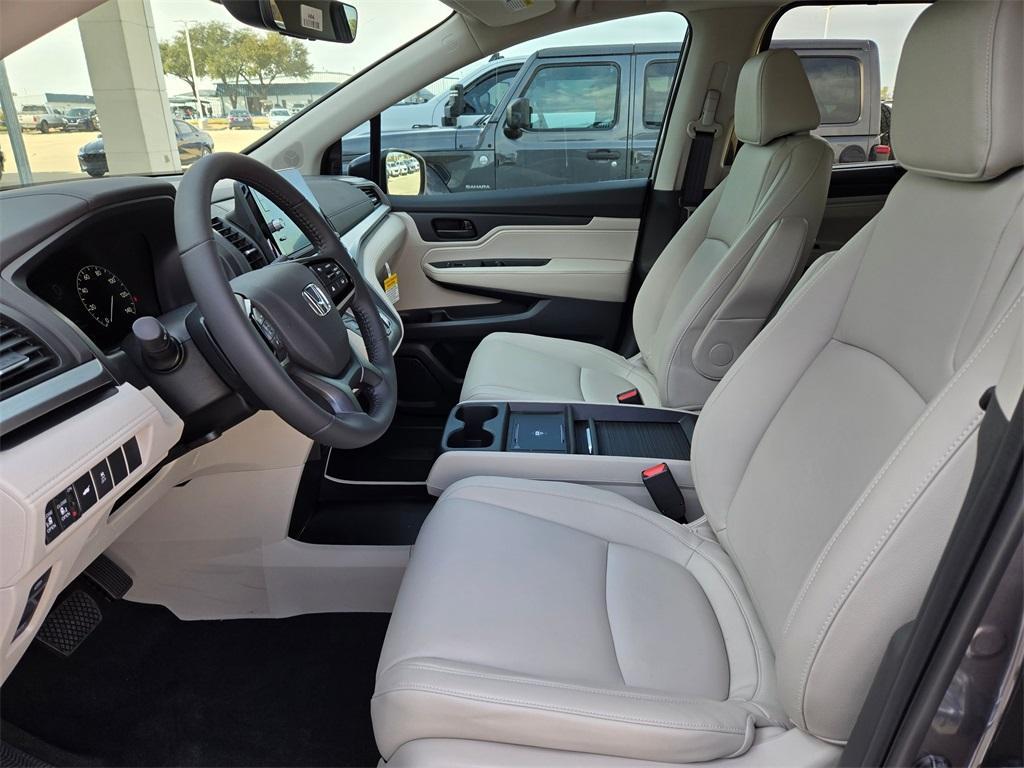 new 2026 Honda Odyssey car, priced at $43,414