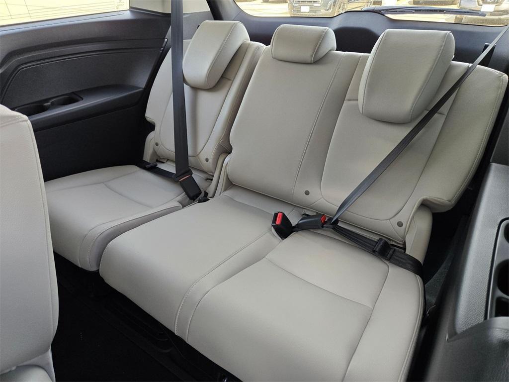 new 2026 Honda Odyssey car, priced at $43,414