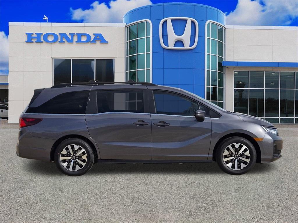 new 2026 Honda Odyssey car, priced at $43,414