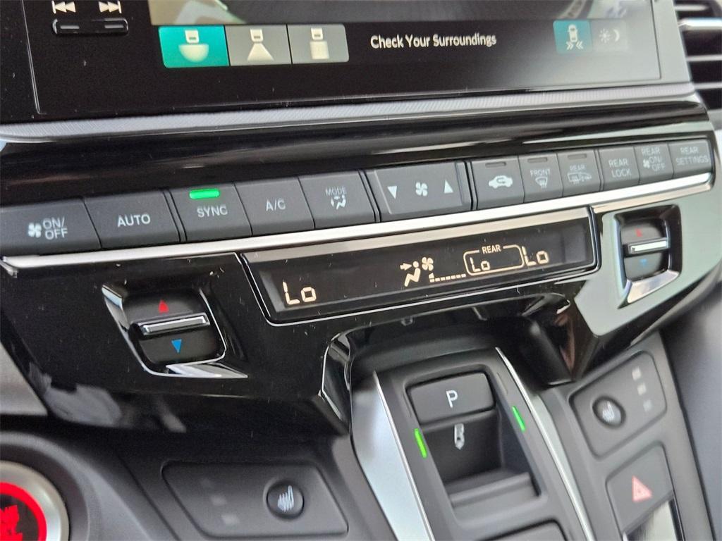 new 2026 Honda Odyssey car, priced at $43,414