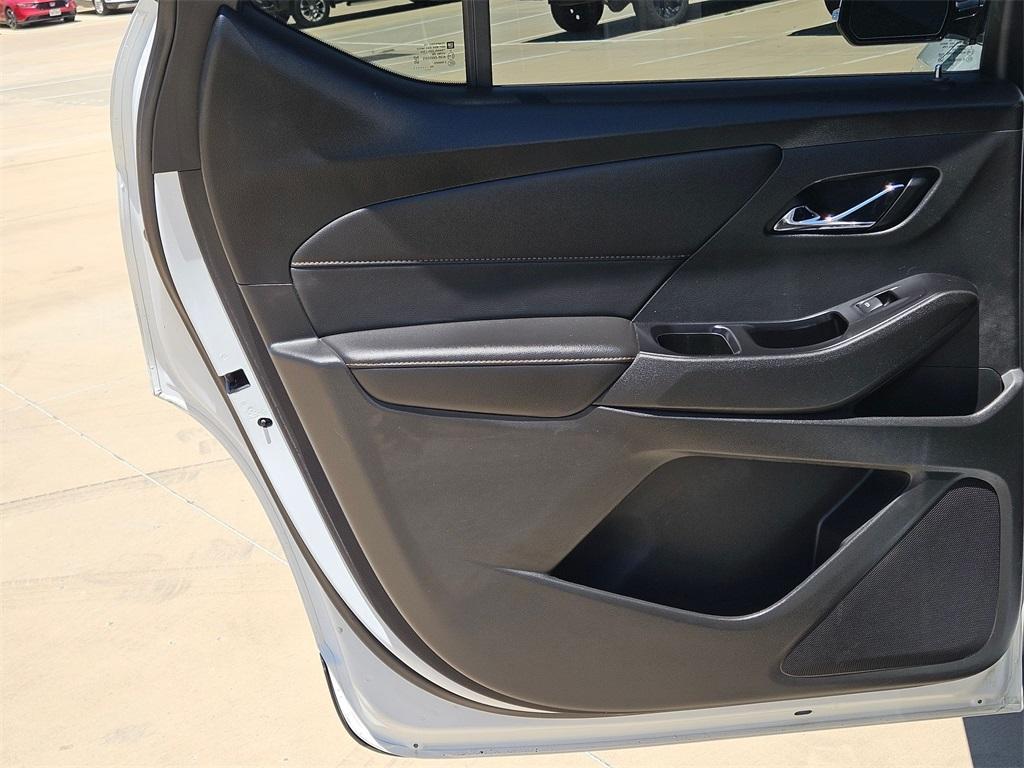 used 2020 Chevrolet Traverse car, priced at $22,899