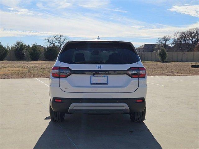 new 2025 Honda Pilot car, priced at $45,367