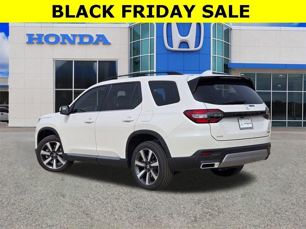 new 2025 Honda Pilot car, priced at $46,304